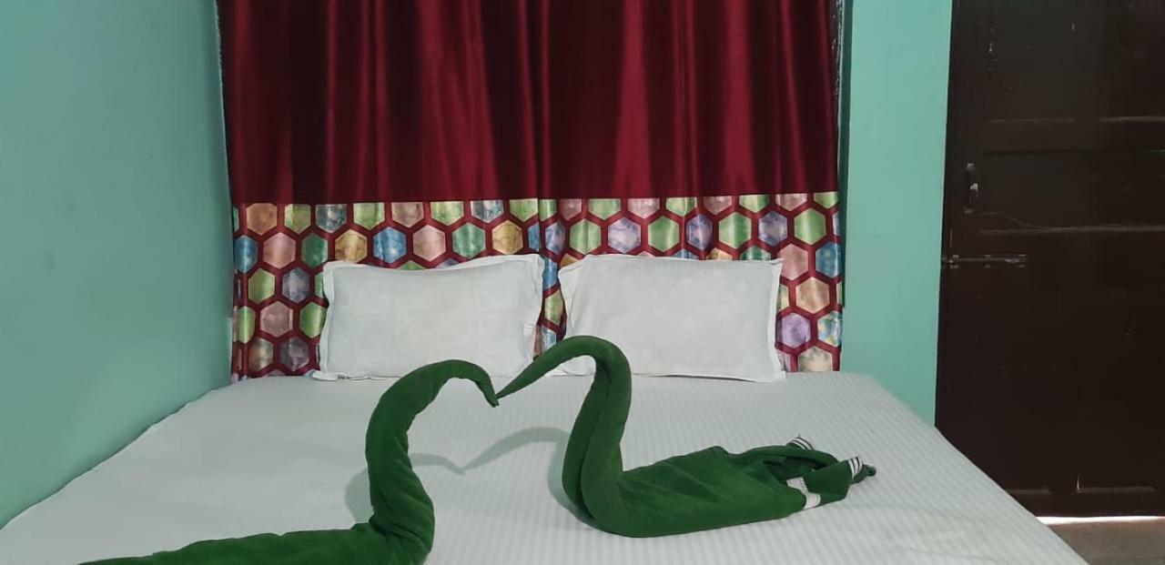 Goroomgo Tapati Villa プリ エクステリア 写真